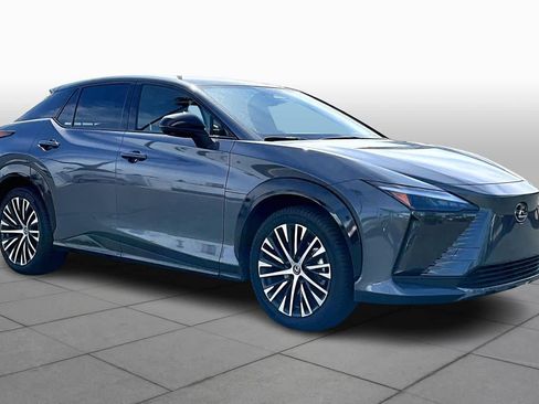 Used 2023 Lexus RZ 450e Premium w/ Technology Package image 2