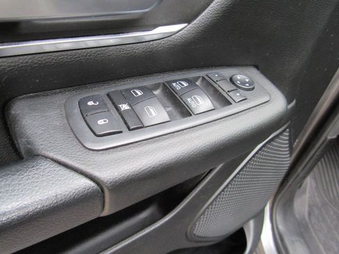 Used 2019 RAM 1500 Big Horn AWD/4WD image 20