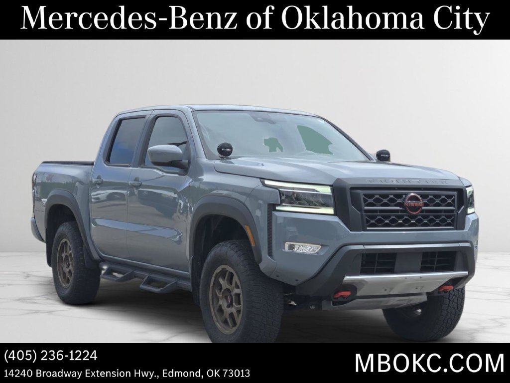 Used 2023 Nissan Frontier PRO-4X w/ Technology Package AWD/4WD image 3