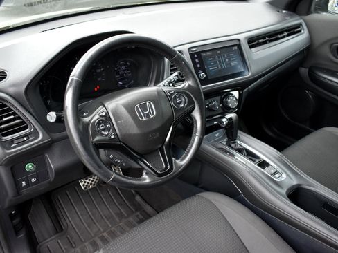 Used 2019 Honda HR-V Sport image 10