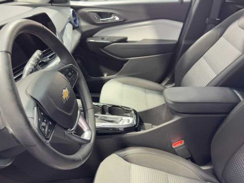 Used 2024 Chevrolet Trax LT w/ Driver Confidence Package FWD image 22