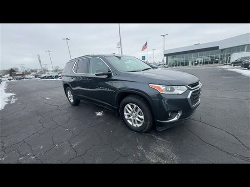 Certified 2021 Chevrolet Traverse LT w/ LPO, Floor Liner Package image 2