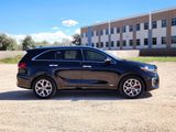 Used 2019 Kia Sorento SX w/ SX Touring Package image 2