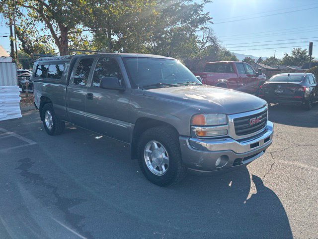Used 2006 GMC Sierra 1500 SLT w/ Onstar Plus Package AWD/4WD image 9