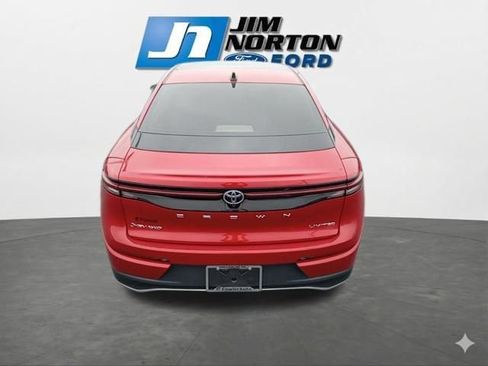 Used 2025 Toyota Crown AWD/4WD image 8