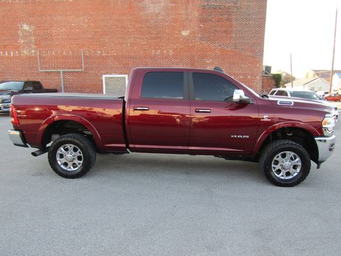 Used 2022 RAM 2500 Laramie image 2