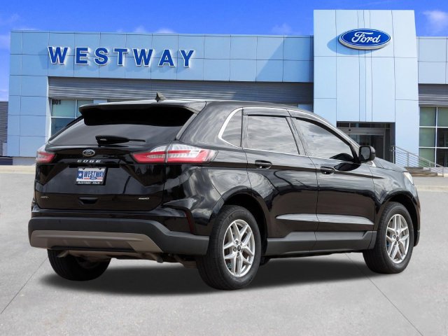 Used 2024 Ford Edge SEL AWD/4WD image 3