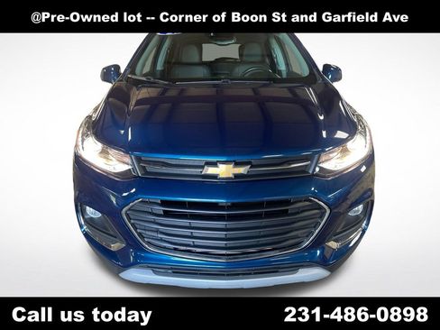 Used 2020 Chevrolet Trax Premier AWD/4WD image 8