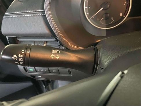 Certified 2021 Nissan Sentra SV image 22