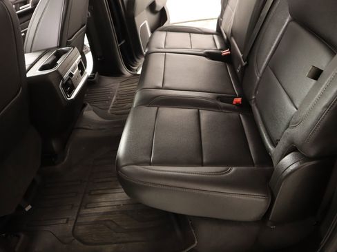 Used 2024 GMC Sierra 2500 SLT w/ SLT Premium Package image 12