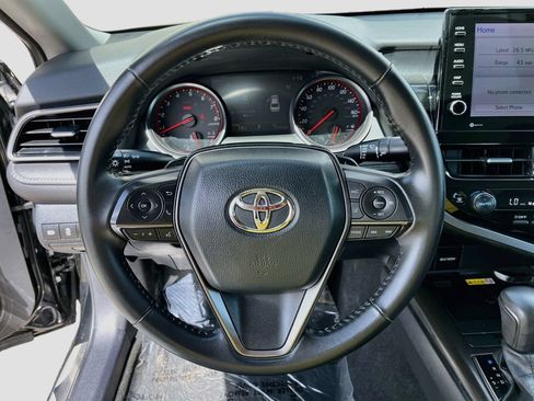 Used 2024 Toyota Camry XSE FWD image 11