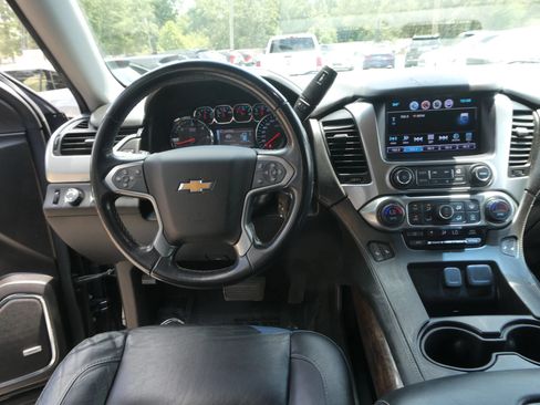 Used 2019 Chevrolet Tahoe LT AWD/4WD image 13