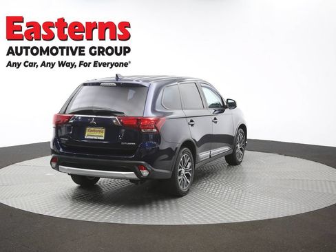 Used 2018 Mitsubishi Outlander AWD image 37