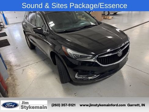 Used 2020 Buick Enclave Essence w/ Sound and Sites Package FWD image 31