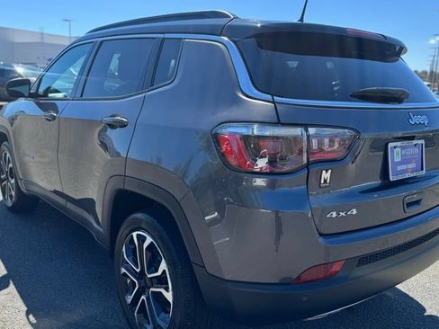Used 2023 Jeep Compass Limited AWD/4WD image 5