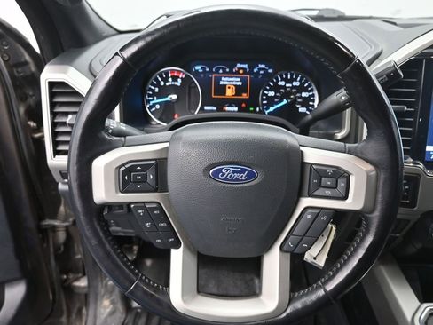 Certified 2022 Ford F250 Lariat w/ Tremor Off-Road Package image 30