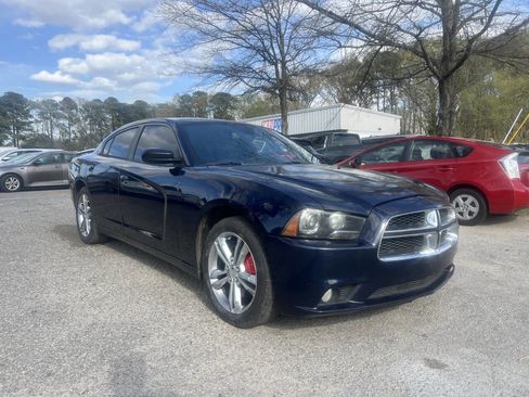 Used 2012 Dodge Charger SXT Plus AWD/4WD image 2