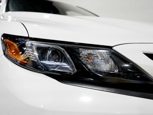 Used 2024 Toyota Camry SE FWD image 43