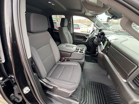 Used 2025 Chevrolet Silverado 1500 LT image 28