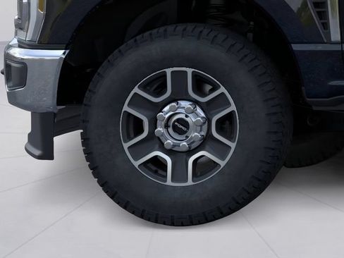 New 2026 Ford F250 4x4 Crew Cab Super Duty image 19