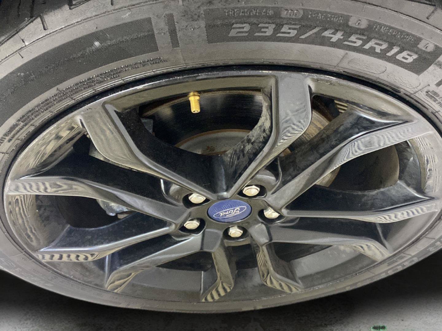 Used 2020 Ford Fusion SE w/ Equipment Group 151A FWD image 10