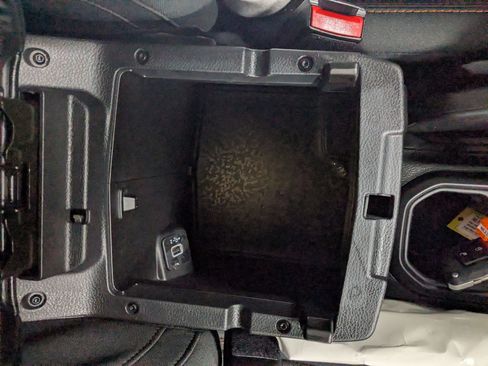 Used 2022 Jeep Gladiator Mojave w/ LED Lighting Group AWD/4WD image 19