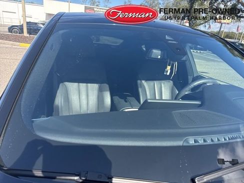 Used 2021 BMW X6 xDrive40i w/ Executive Package image 9