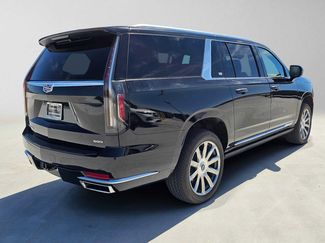 Used 2024 Cadillac Escalade ESV Premium Luxury Platinum AWD/4WD video 3