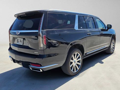 Used 2024 Cadillac Escalade ESV Premium Luxury Platinum AWD/4WD image 3