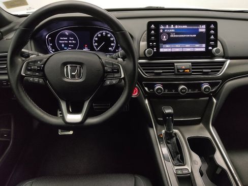 Used 2018 Honda Accord Sport image 22