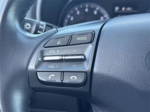 Used 2020 Hyundai Kona SEL Plus image 28