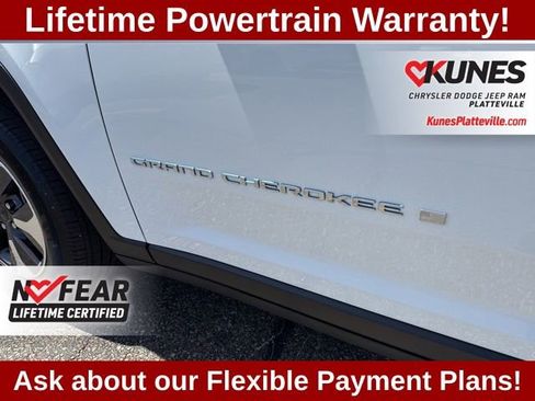 Used 2023 Jeep Grand Cherokee 4WD 4xe image 16
