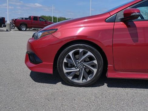 Used 2018 Toyota Corolla iM FWD image 10