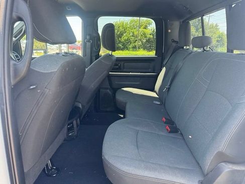 Used 2024 RAM 3500 Tradesman w/ Chrome Appearance Group AWD/4WD image 12
