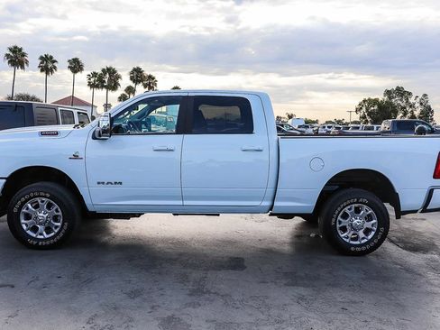 Used 2024 RAM 2500 Laramie AWD/4WD image 14