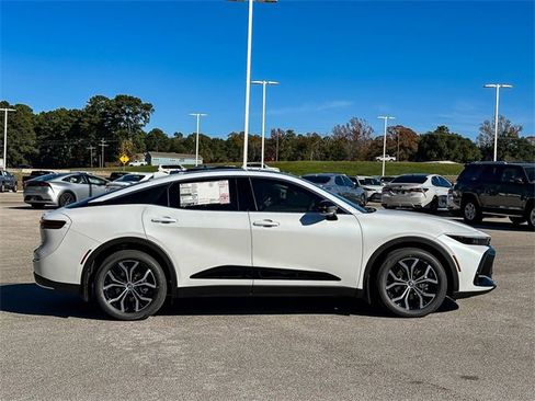 New 2026 Toyota Crown Limited image 9