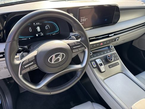 Used 2025 Hyundai Palisade SEL image 25