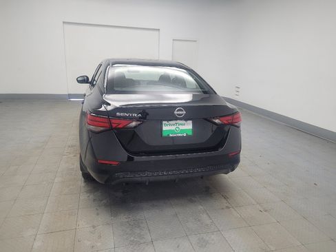 Used 2025 Nissan Sentra S image 6