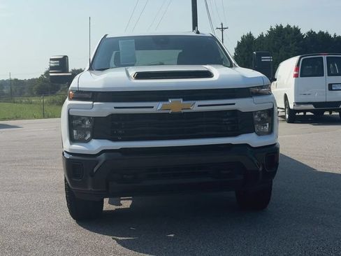 Certified 2024 Chevrolet Silverado 2500 Custom w/ Custom Value Package AWD/4WD image 7