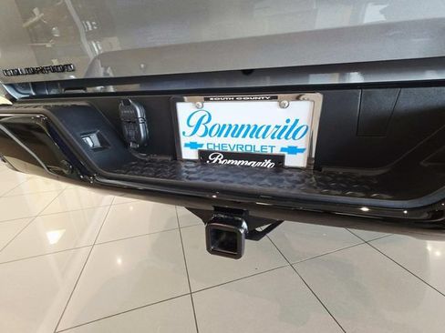 New 2026 Chevrolet Colorado W/T w/ WT Custom Package AWD/4WD image 14