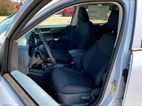 New 2025 Ford Maverick XL image 9