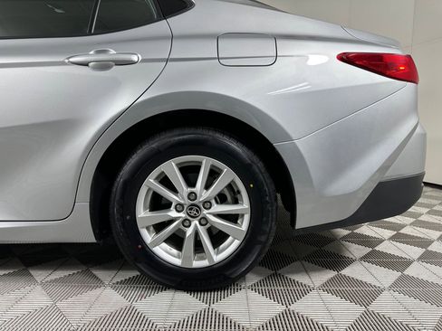 Used 2025 Toyota Camry LE image 27