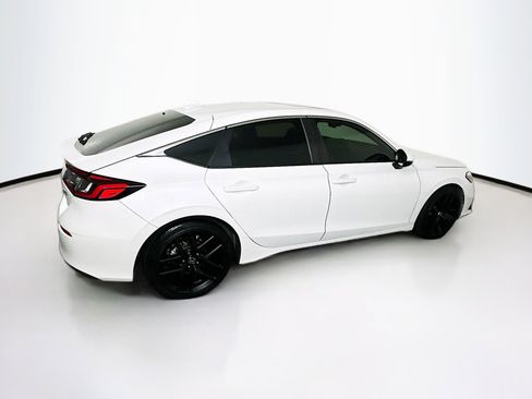 Used 2024 Honda Civic Sport Touring image 10