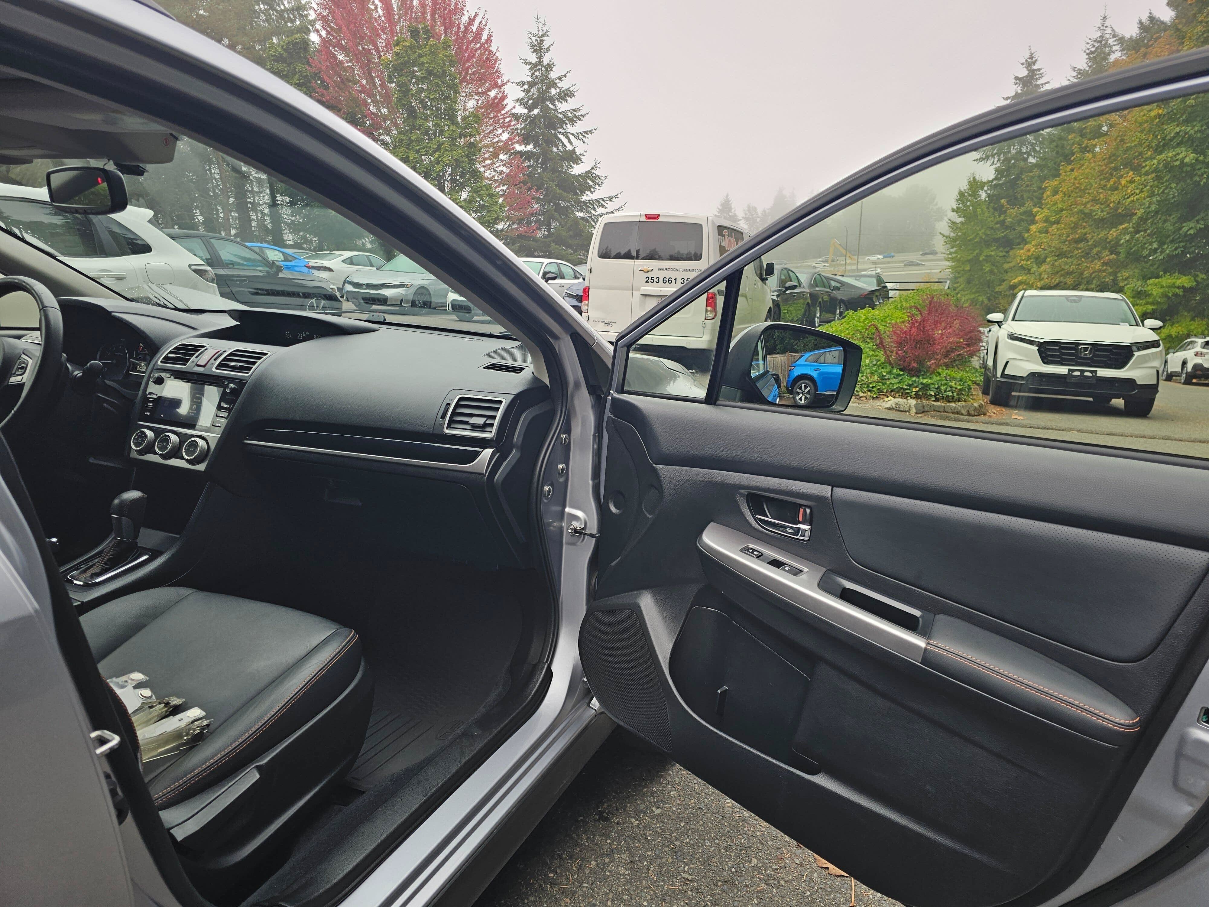 Used 2016 Subaru Crosstrek 2.0i Limited AWD/4WD image 13