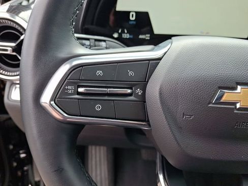 Used 2025 Chevrolet Equinox LT AWD/4WD image 20