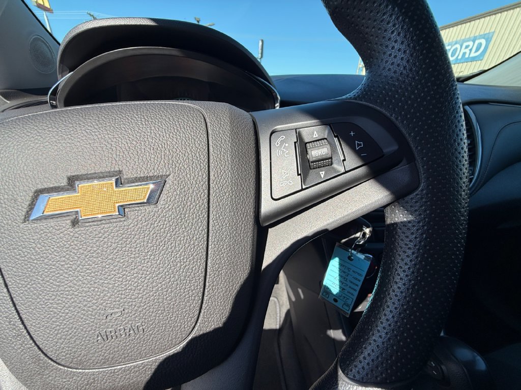 Used 2020 Chevrolet Trax LS w/ Tint and Cruise Package FWD image 15
