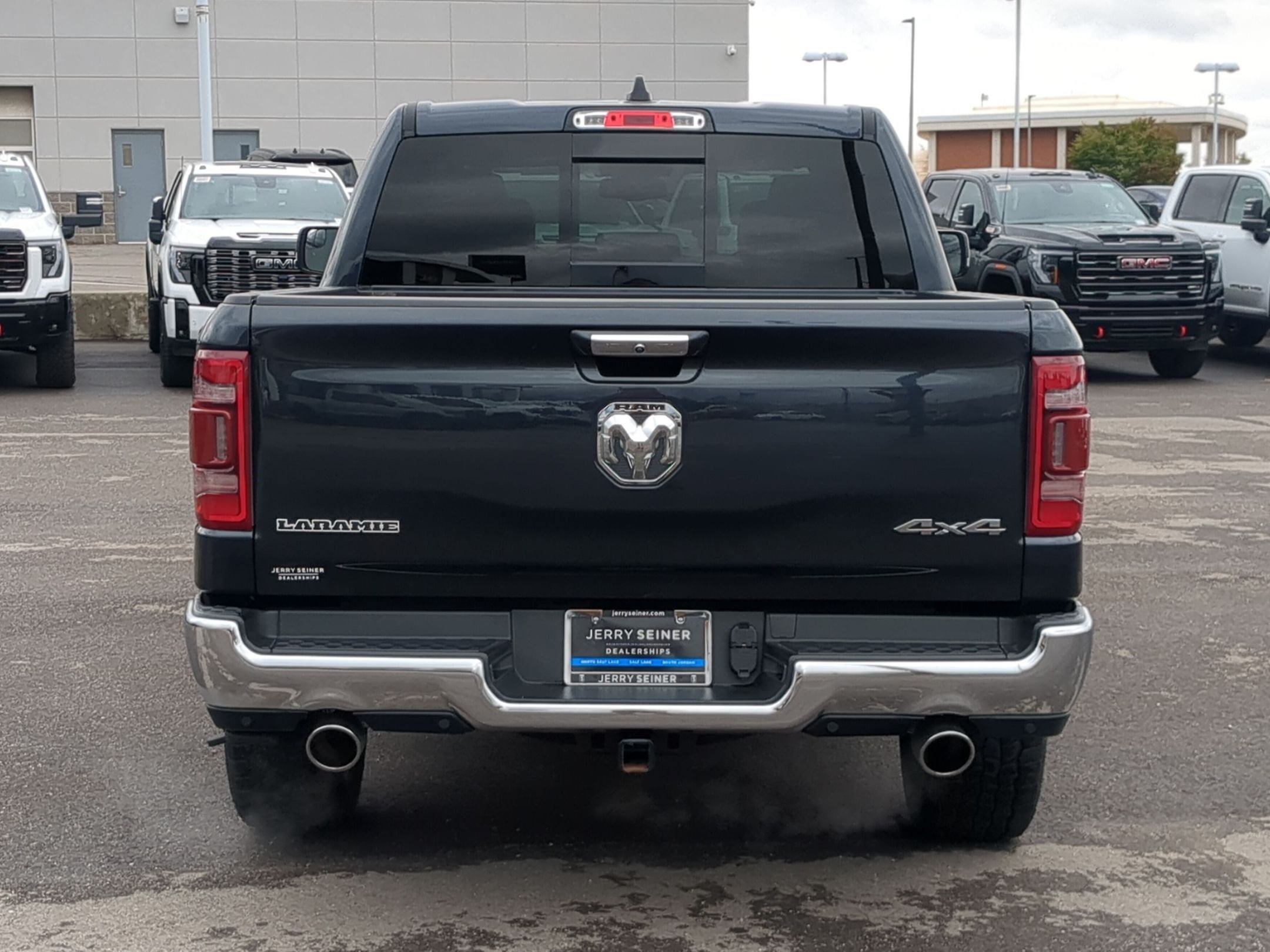 Used 2020 RAM 1500 Laramie AWD/4WD image 4