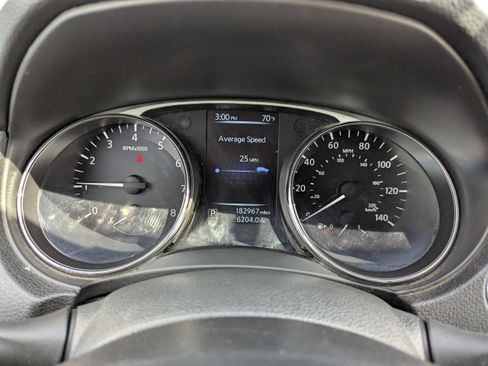 Used 2014 Nissan Rogue SV w/ SV Premium Package image 18