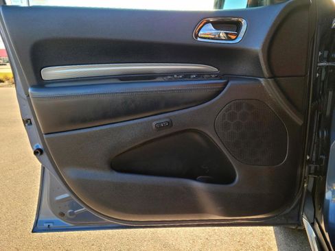 Used 2019 Dodge Durango R/T w/ Blacktop Package image 8