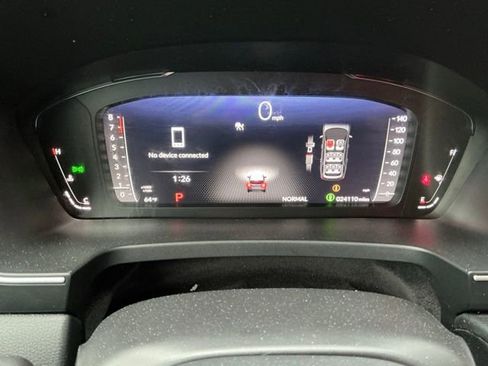 Used 2025 Honda Pilot Black Edition image 29